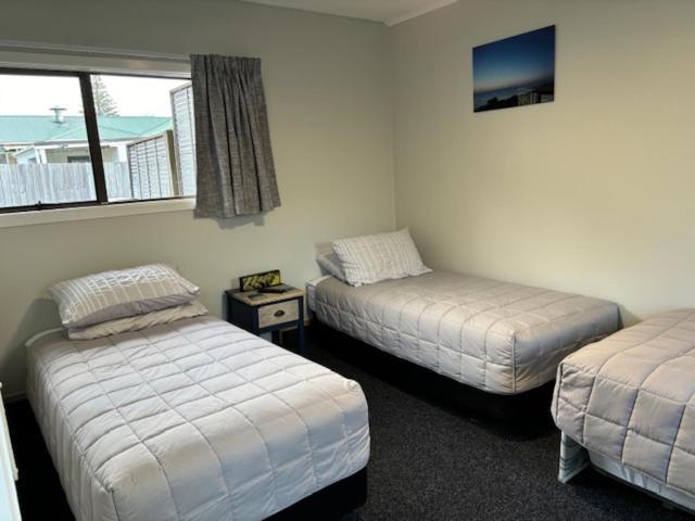 Kiwi Cabins Tapu Екстер'єр фото