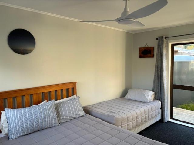 Kiwi Cabins Tapu Екстер'єр фото